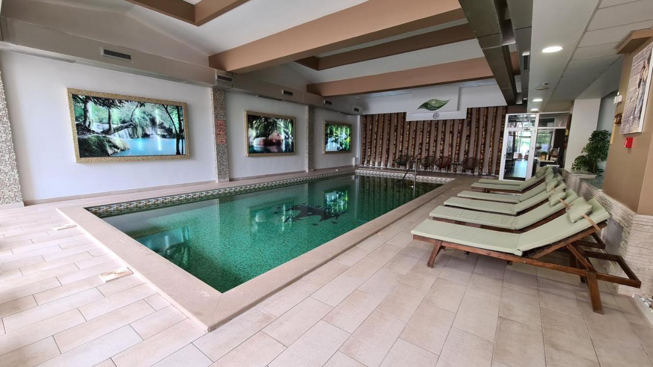Hotel Royal Spa Banja Koviljača Exteriör bild
