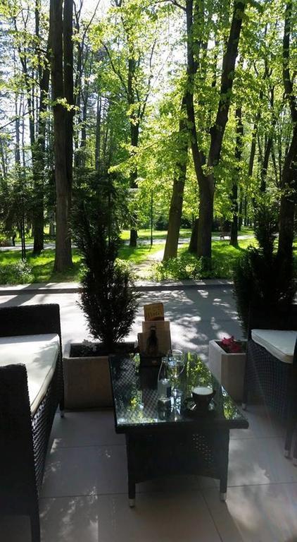 Hotel Royal Spa Banja Koviljača Exteriör bild